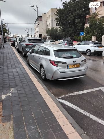 טויוטה קורולה