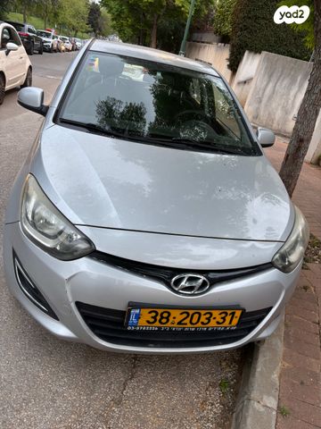 מודעת רכב יונדאי i20
