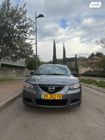 מאזדה 3