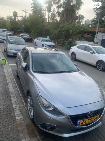 מאזדה 3