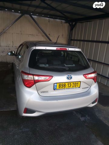 טויוטה יאריס