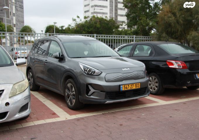 קיה נירו פלוס