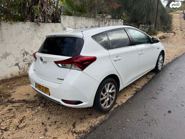 טויוטה אוריס