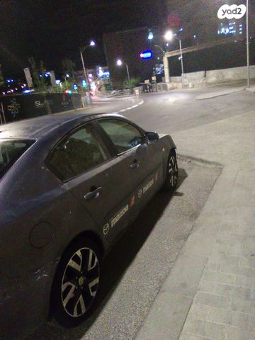 מאזדה 3
