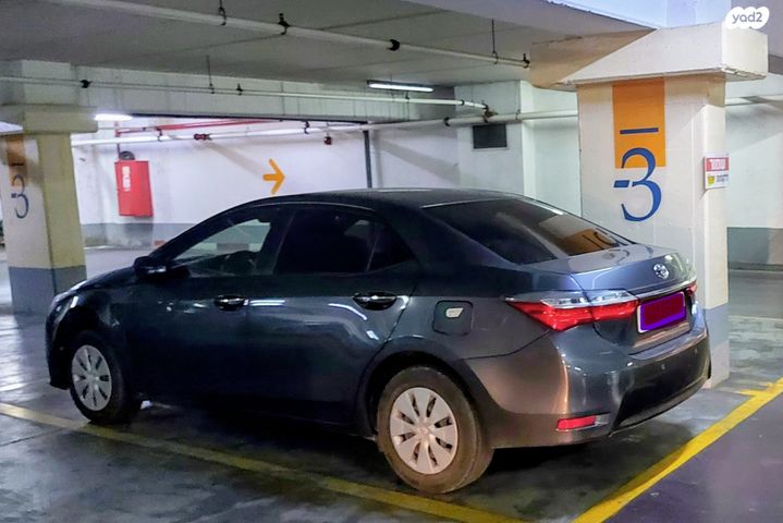 מודעת רכב טויוטה קורולה
