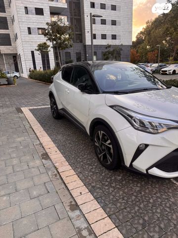 טויוטה C-HR