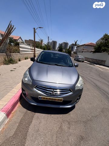 מודעת רכב מיצובישי אטראז'