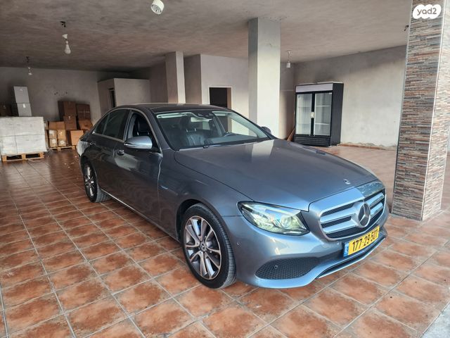 מודעת רכב מרצדס-בנץ E-class