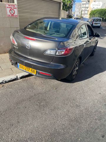 מאזדה 3