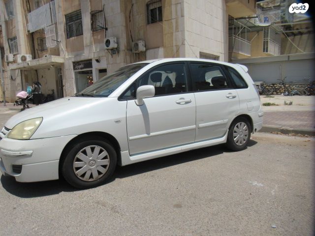 סוזוקי ליאנה