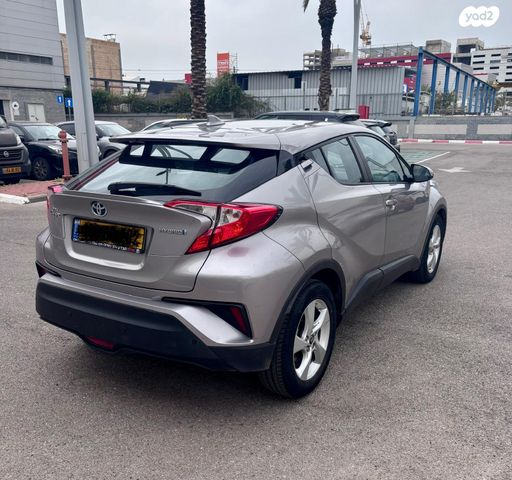 טויוטה C-HR