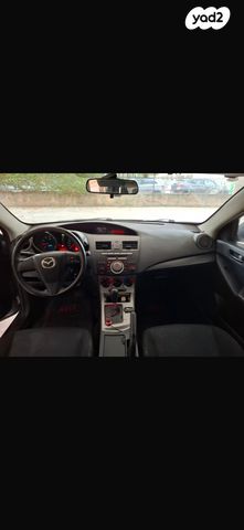 מודעת רכב מאזדה 3