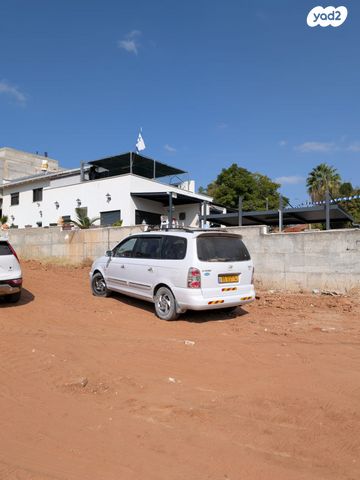 מודעת רכב יונדאי טרג'ט