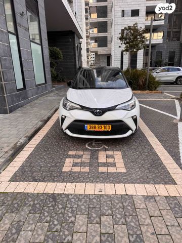 טויוטה C-HR