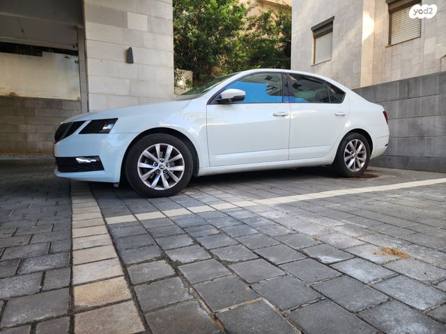 סקודה אוקטביה 