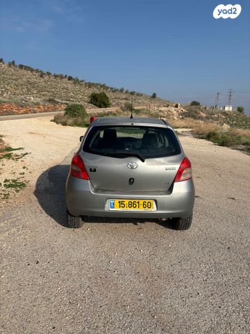 טויוטה יאריס