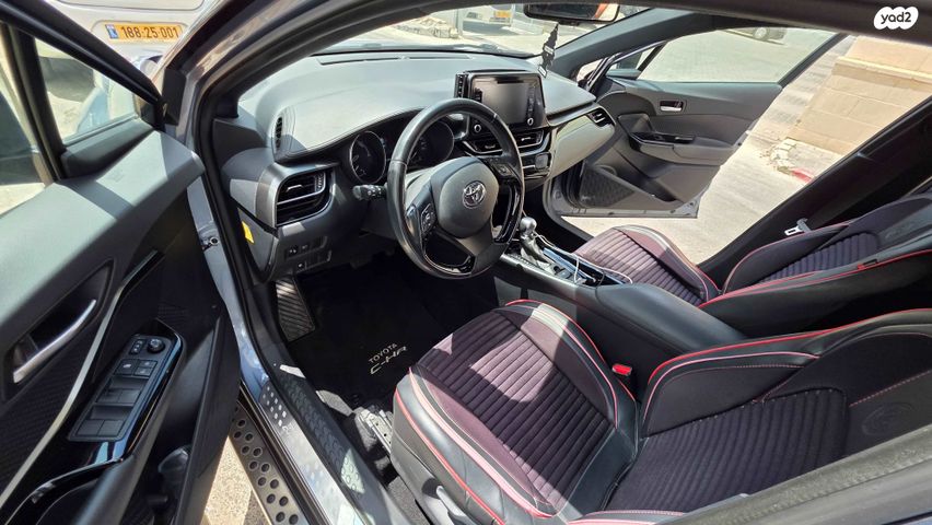 טויוטה C-HR
