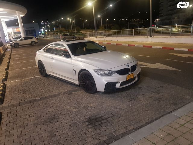 מודעת רכב ב מ וו סדרה 4