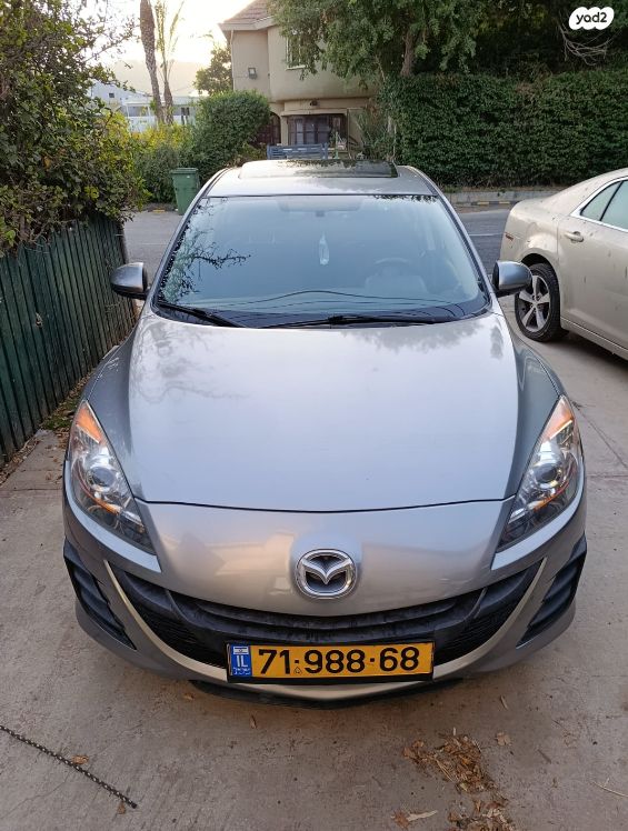 מודעת רכב מאזדה 3