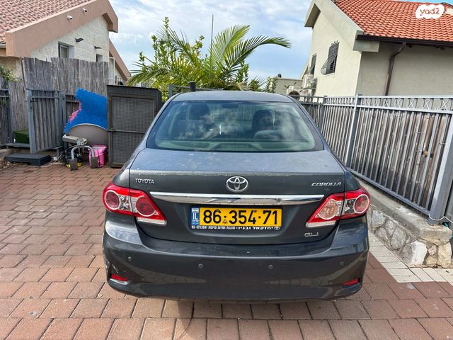 מודעת רכב טויוטה קורולה