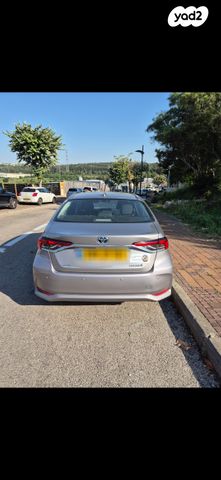 מודעת רכב טויוטה קורולה
