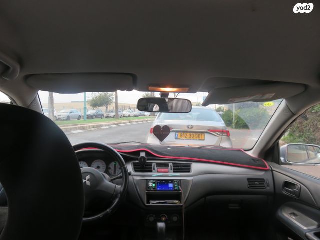 מיצובישי לנסר