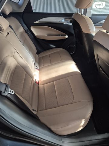 ג׳ילי Geometry C