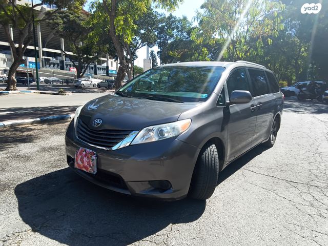 מודעת רכב טויוטה סיינה