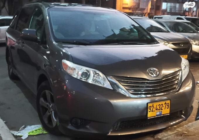 מודעת רכב טויוטה סיינה