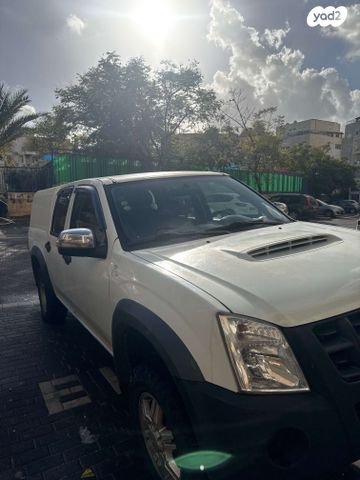 איסוזו די-מקס