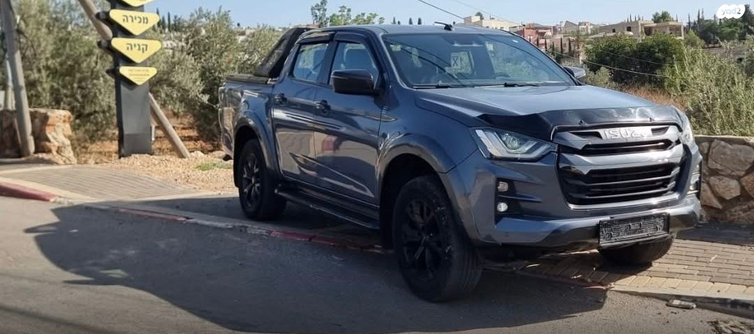 איסוזו די-מקס