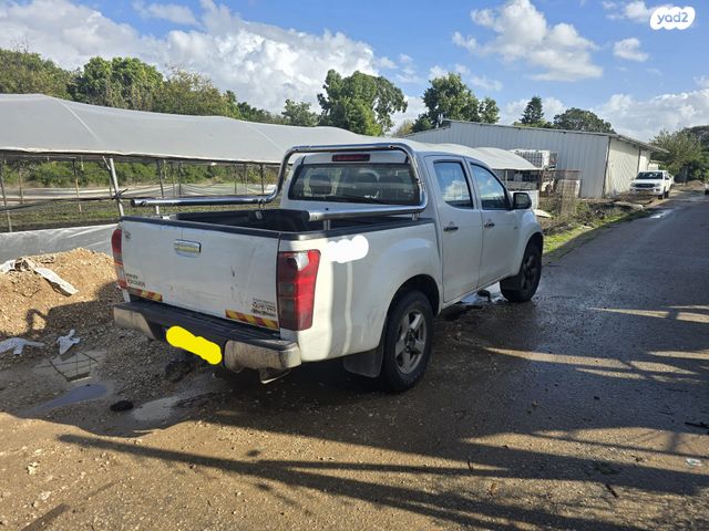 מודעת רכב איסוזו די-מקס