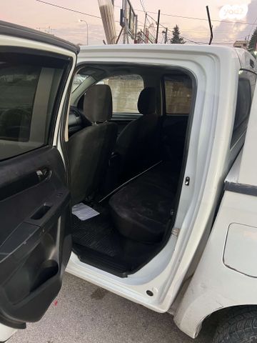 איסוזו די-מקס