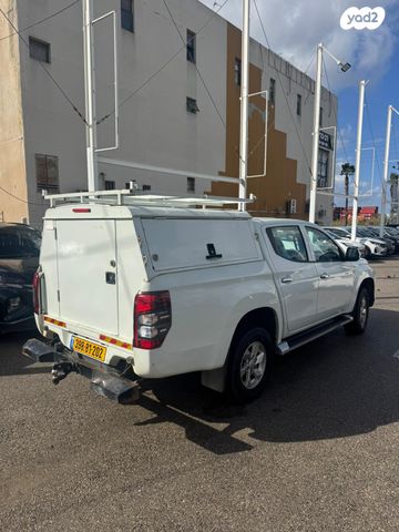 מיצובישי טרייטון / L200