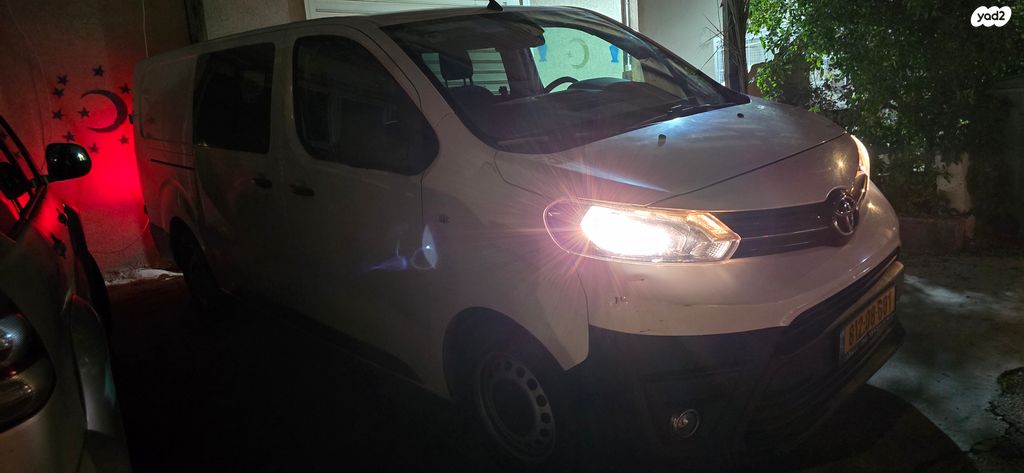 מודעת רכב טויוטה פרואייס