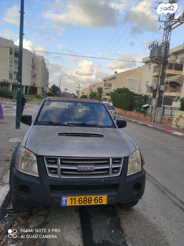 מודעת רכב איסוזו די-מקס