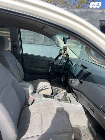 טויוטה היילקס