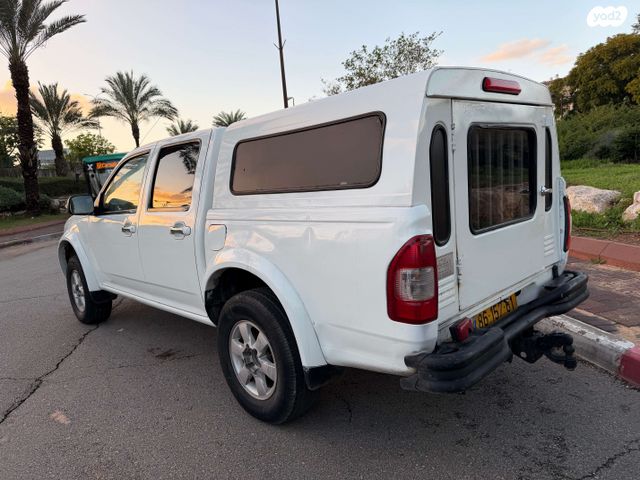 איסוזו די-מקס