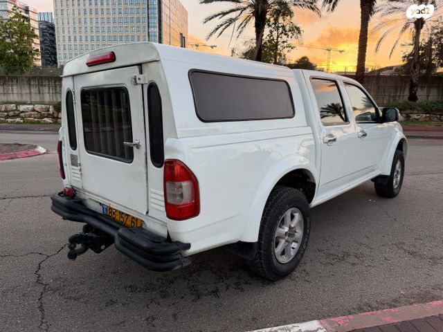 איסוזו די-מקס