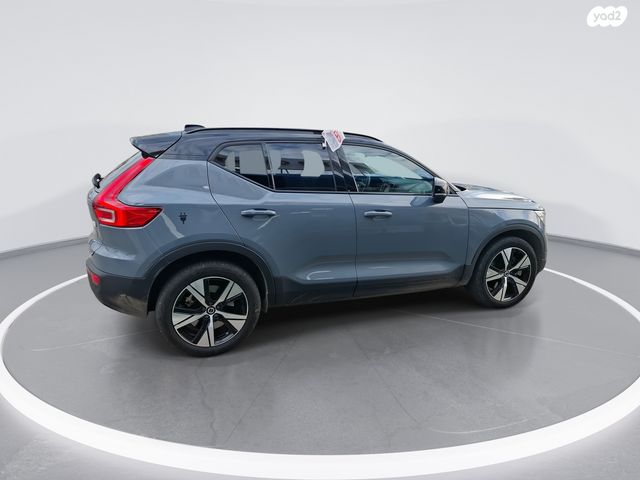 וולוו XC40