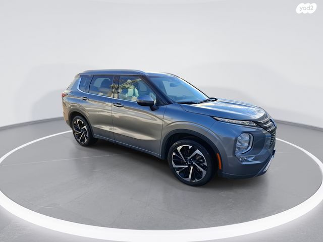 מיצובישי אאוטלנדר