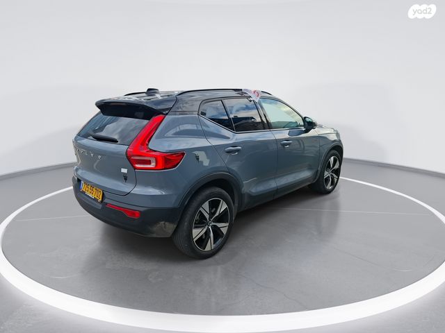וולוו XC40