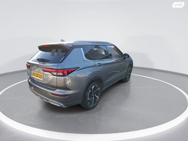 מיצובישי אאוטלנדר