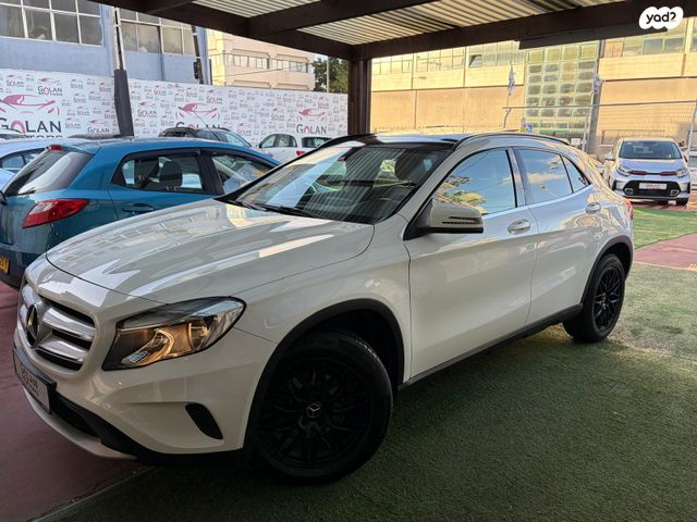 מרצדס-בנץ GLA