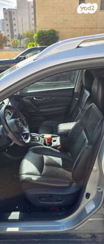 ניסאן אקס טרייל