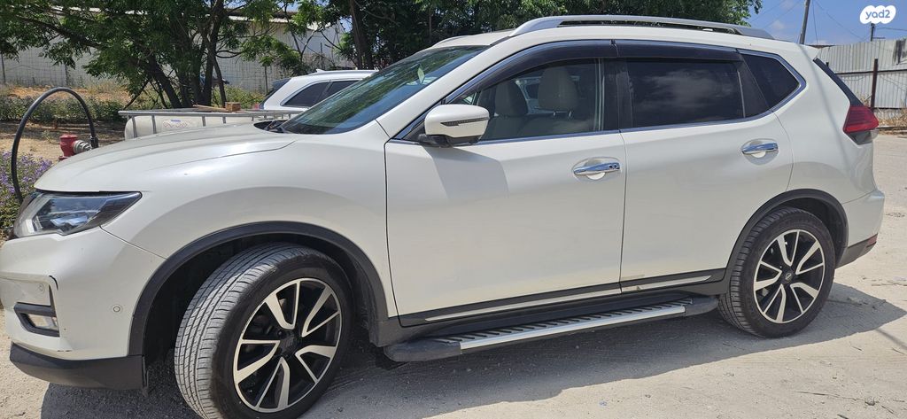 מודעת רכב ניסאן אקס טרייל