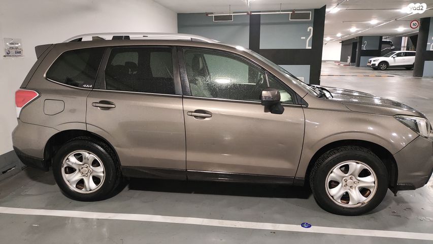 סובארו פורסטר