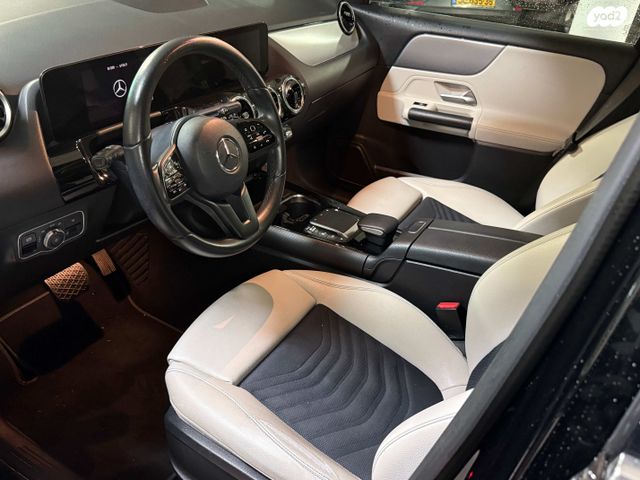 מרצדס-בנץ GLA