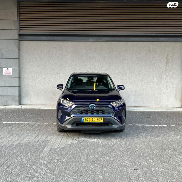 מודעת רכב טויוטה RAV4