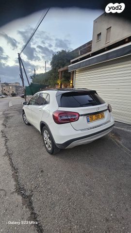 מרצדס-בנץ GLA